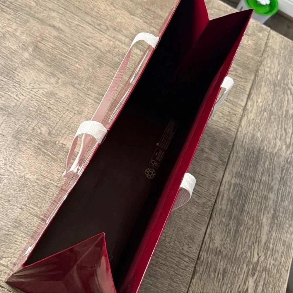 EUC Gucci Burgundy Shopping Tote Palm Beach Mid size gorgeous w luxe finish